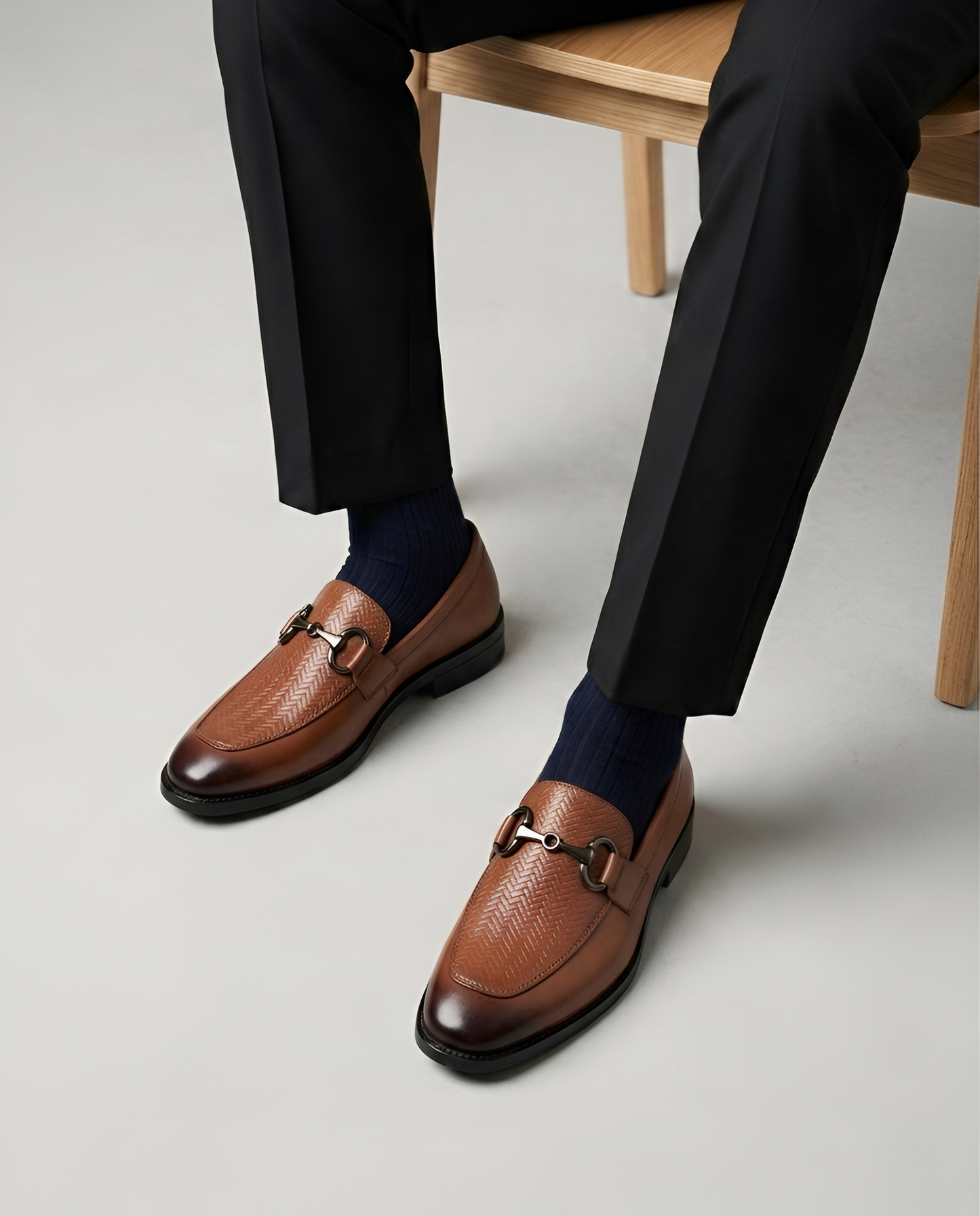 TOM HENDRIX HORSE BIT LOAFER TAN